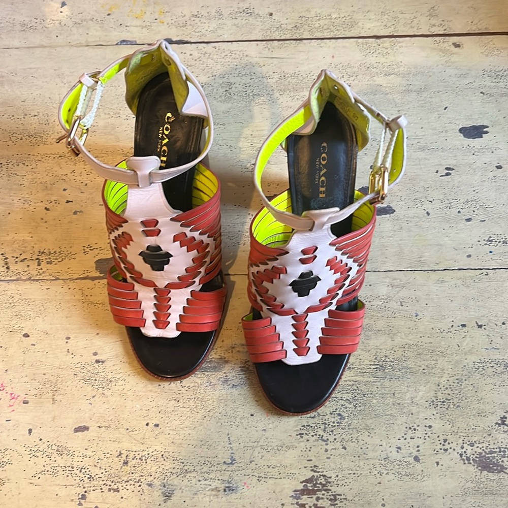 COACH- Lorrie sandal size 6.5